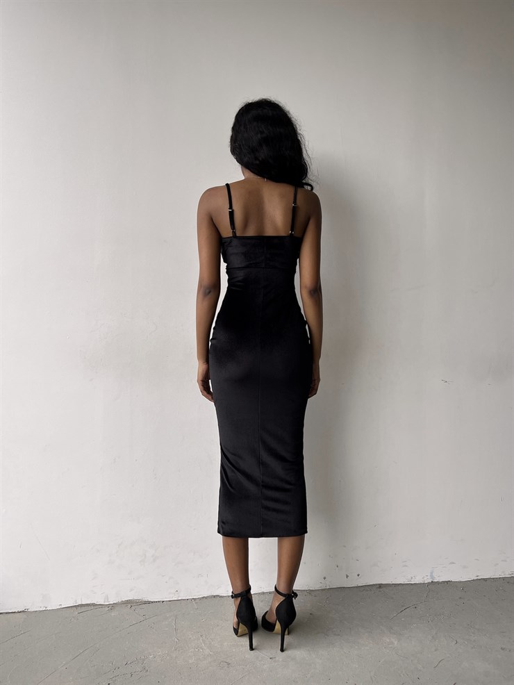 Askılı Önden Yırtmaçlı Kadife Giona Kadın Siyah Elbise 22K000432