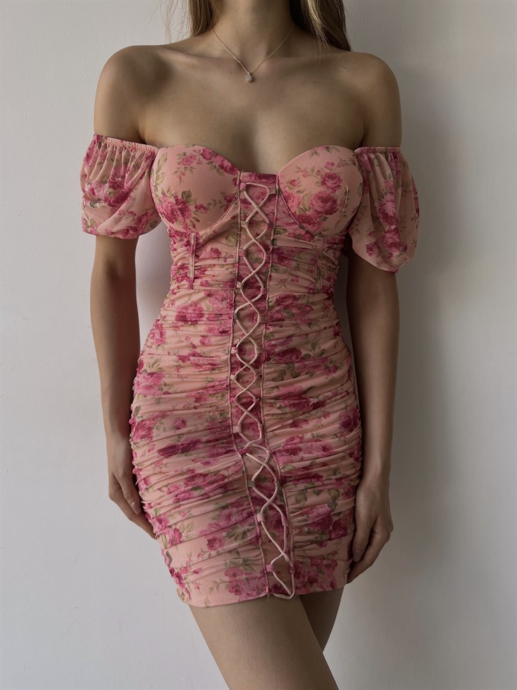Çiçekli Kayık Yaka Önden Çapraz Şerit Detay Drapeli Italus Kadın Pudra Elbise 22Y000401