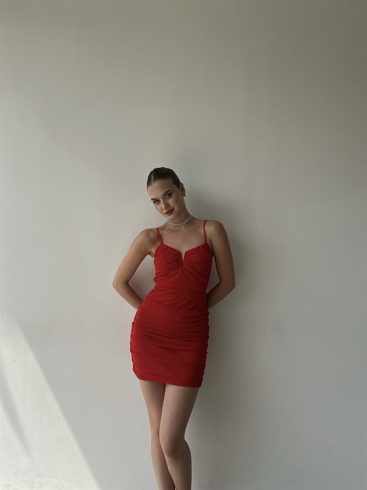 İnce Askılı Tül Göğüsü V Detay Drapeli Zaniel Kadın Kırmızı Elbise 22Y000363