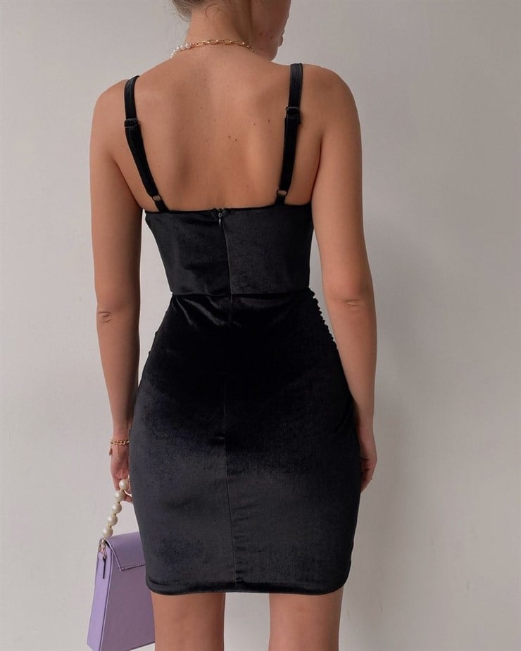 Kadife İnce Askılı Kore Görünümlü Sandra Kadın Siyah Mini Elbise 22K000416