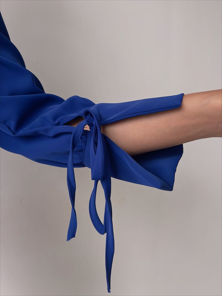 Korse Derin V Yaka Bağlama Detaylı Uzun Kol Reynold Kadın Saks Mini Elbise 23K000038