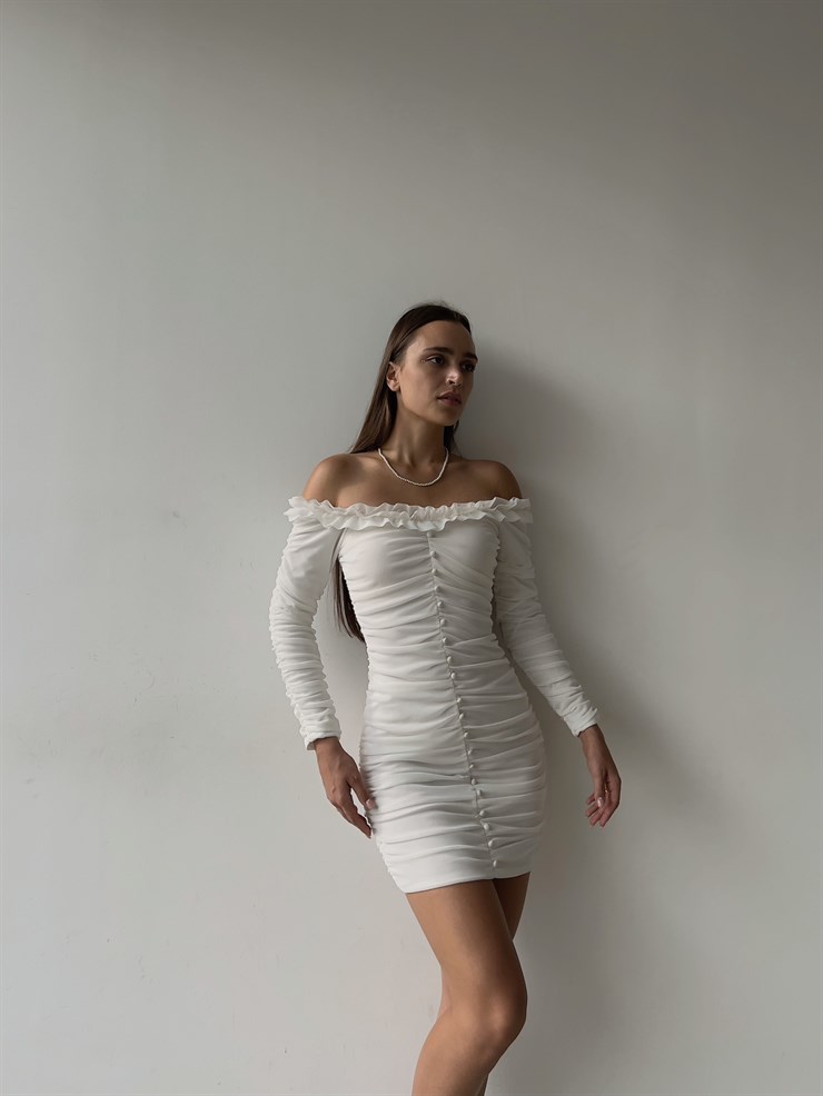 Omuz Fırfırlı Önden Düğme Detaylı Drapeli Uzun Kol Zanobi Kadın Beyaz Mini Elbise 23K000110