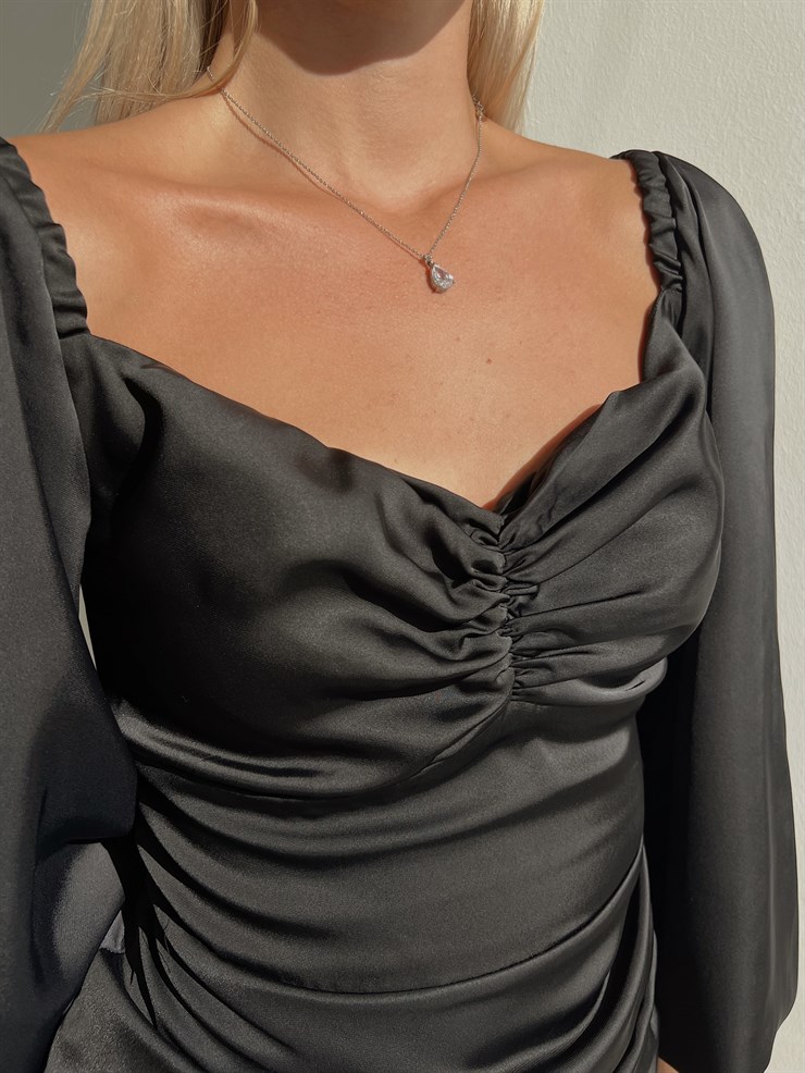 Saten Uzun Balon Kol Drapeli Etek Kısmı Kruvaze Valente Kadın Siyah Elbise 22Y000494