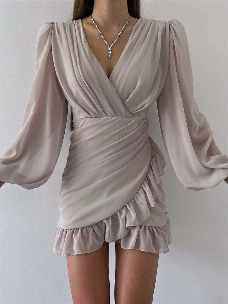 Kruvaze Yaka Drapeli Etek Kısmı Fırfırlı Amara Kadın Taş Renk Mini Elbise 22Y000015
