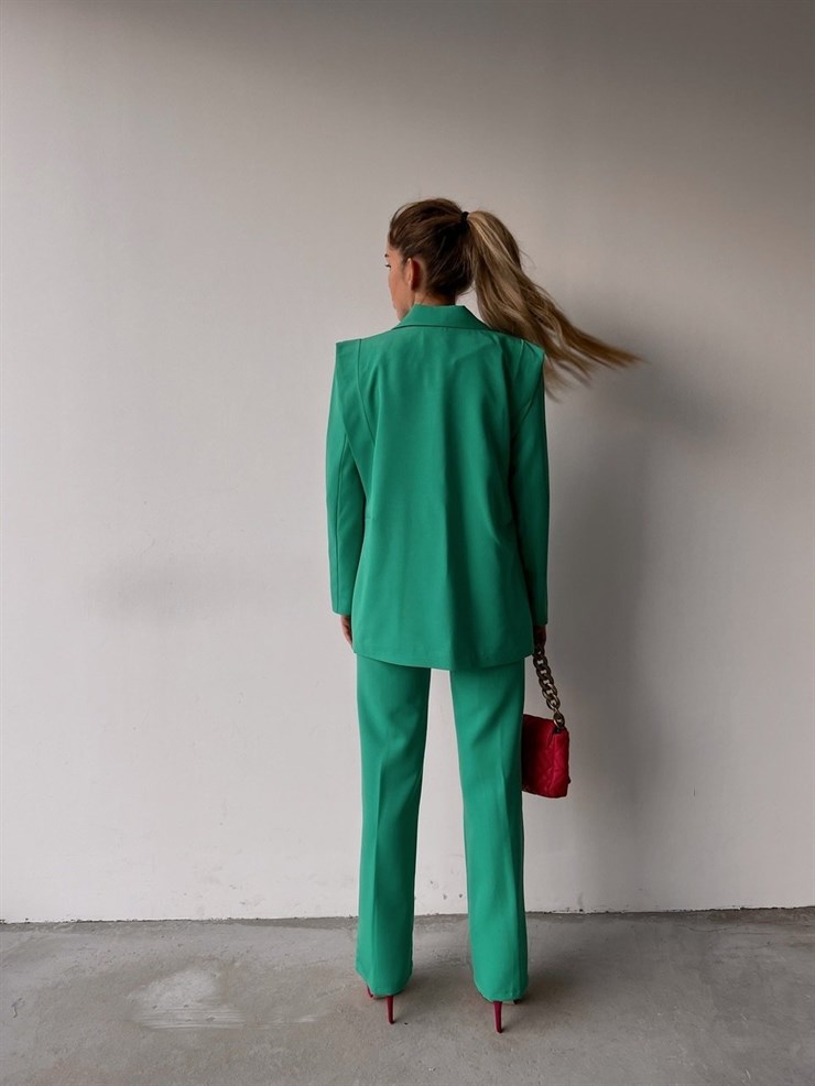 Omuzları Parça Detaylı Brisha Kadın Yeşil Ceket Pantolon Takım 22K000508