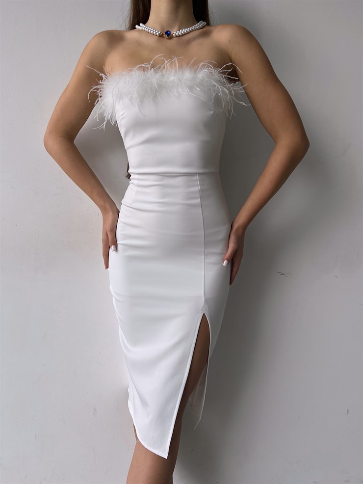 Straplez Göğüs Kısmı Tüy Detay Yırtmaçlı Orlando Kadın Beyaz Midi Boy Elbise 23K000227