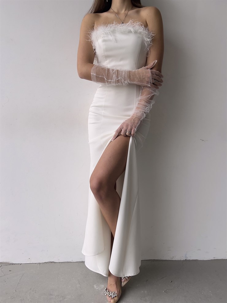 Straplez Göğüs Kısmı Tüy Detay Yırtmaçlı Poppy Kadın Beyaz Elbise 23K000371