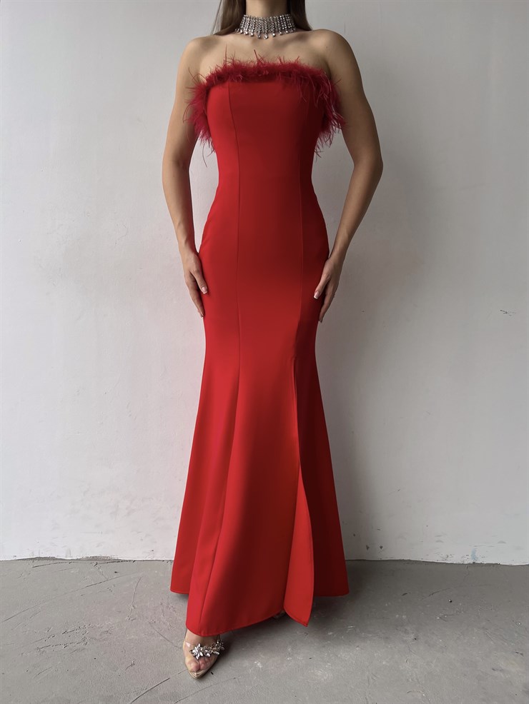 Straplez Göğüs Kısmı Tüy Detay Yırtmaçlı Poppy Kadın Kırmızı Elbise 23K000371