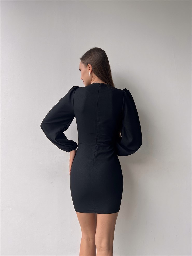 V Yaka Önü Düğme Detaylı Balon Kol Aron Kadın Siyah Mini Elbise 23K000169